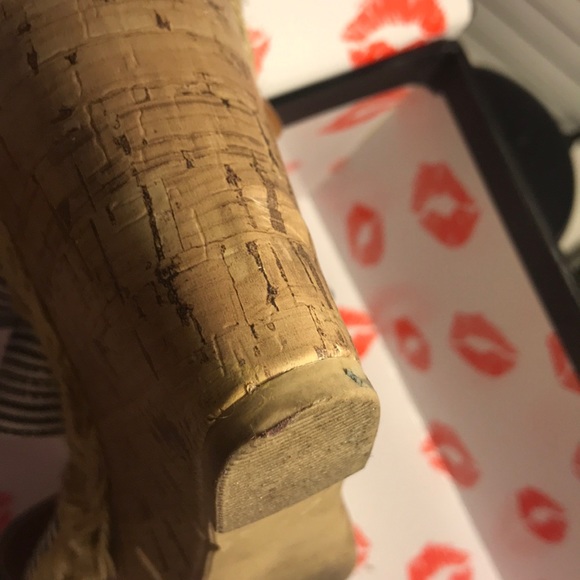 Striped wedges - Picture 4 of 4